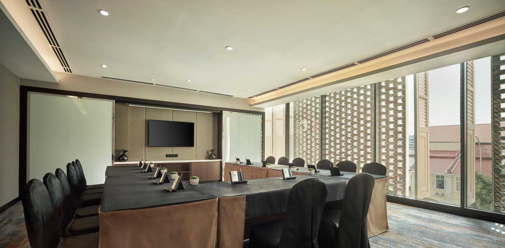 Hotel Stripes Kuala Lumpur, Autograph Collection Dış mekan fotoğraf Meeting room at the hotel