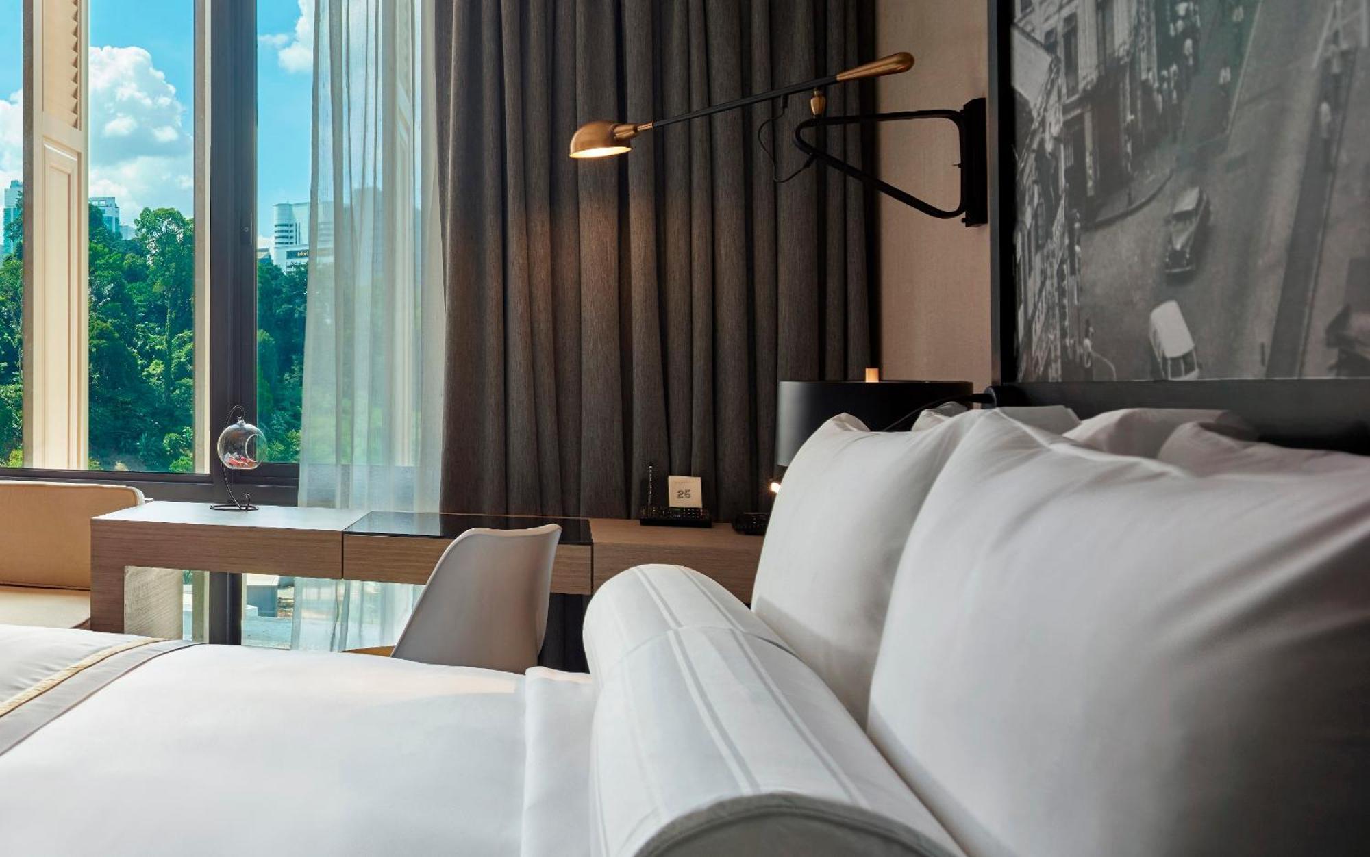 Hotel Stripes Kuala Lumpur, Autograph Collection Dış mekan fotoğraf A room at the hotel