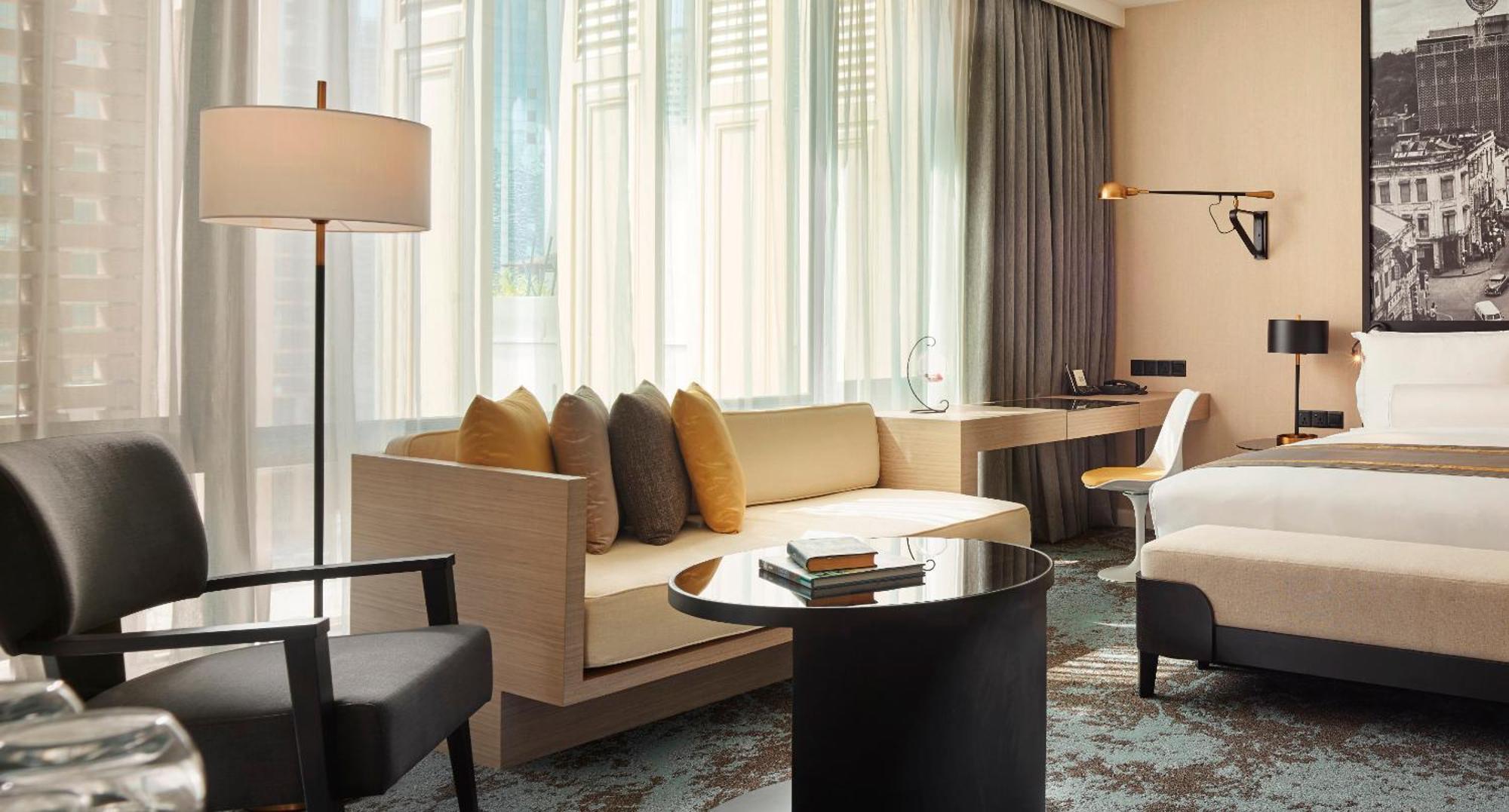 Hotel Stripes Kuala Lumpur, Autograph Collection Dış mekan fotoğraf Deluxe Suite