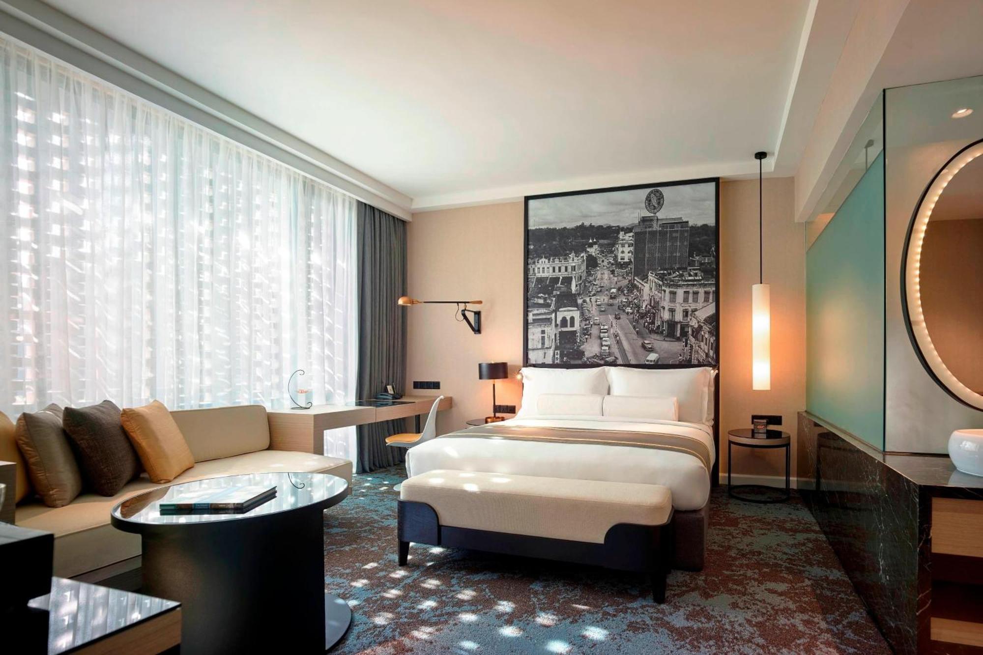 Hotel Stripes Kuala Lumpur, Autograph Collection Dış mekan fotoğraf Deluxe Room