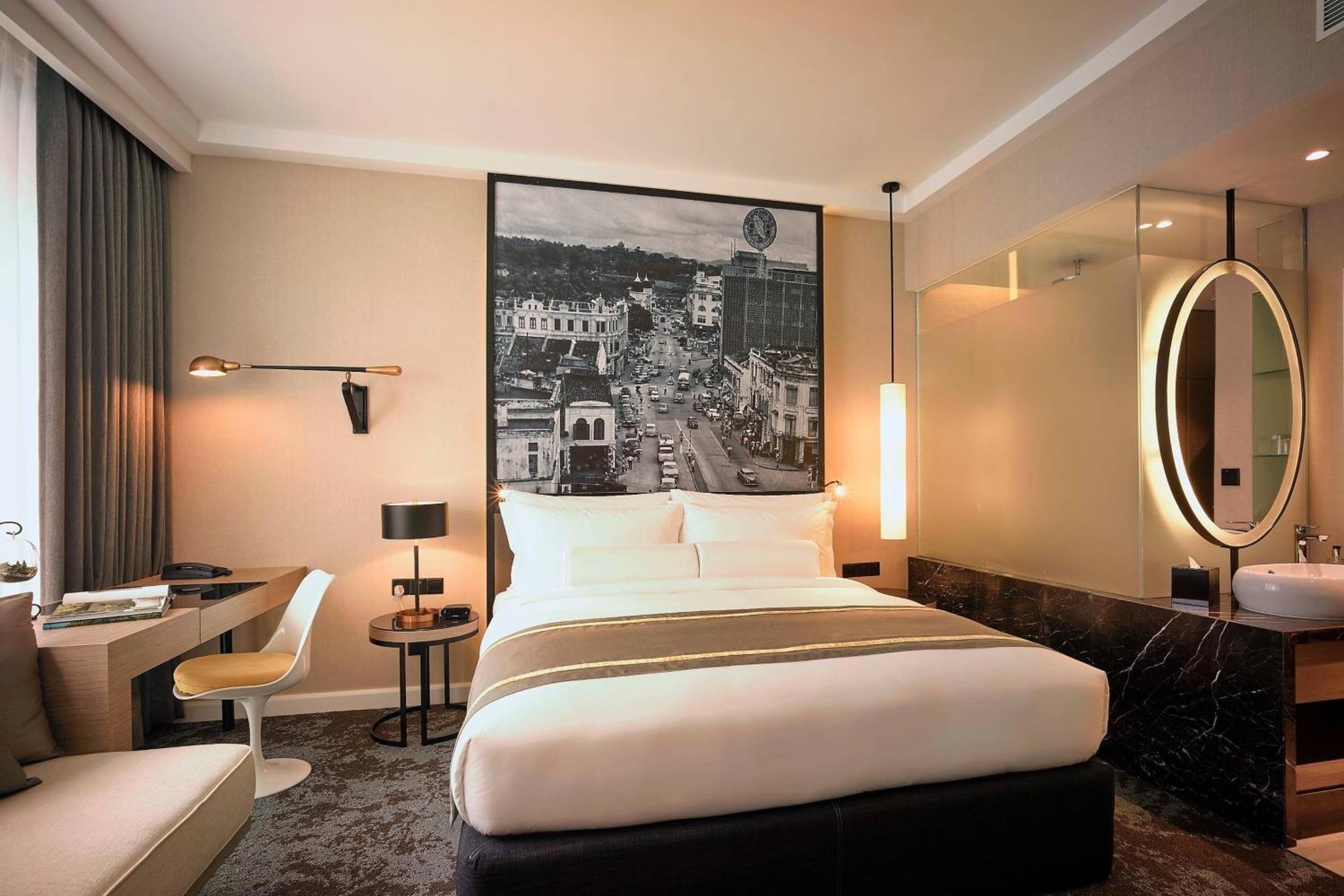 Hotel Stripes Kuala Lumpur, Autograph Collection Dış mekan fotoğraf Deluxe Room