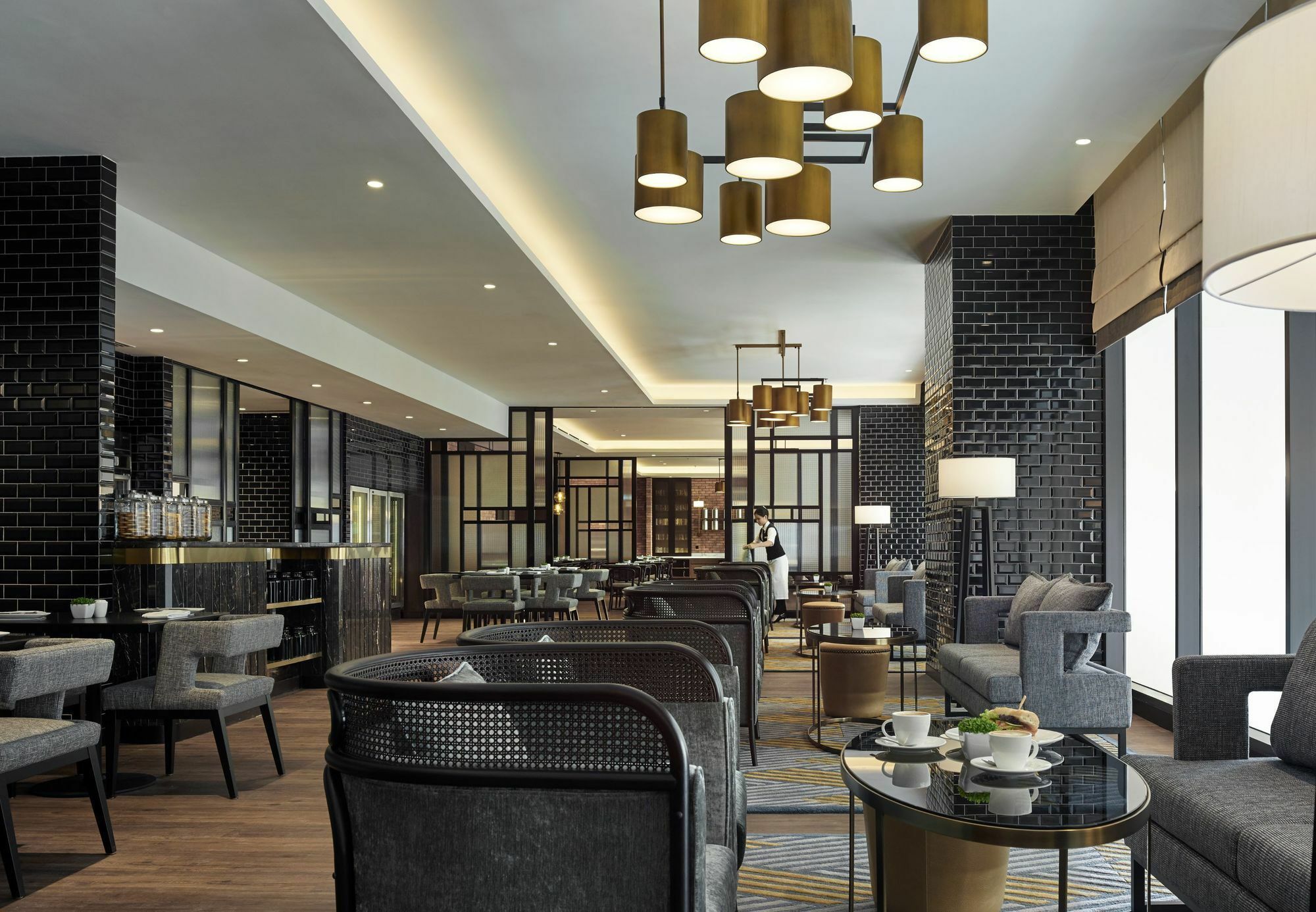 Hotel Stripes Kuala Lumpur, Autograph Collection Dış mekan fotoğraf The Lounge at KLIA